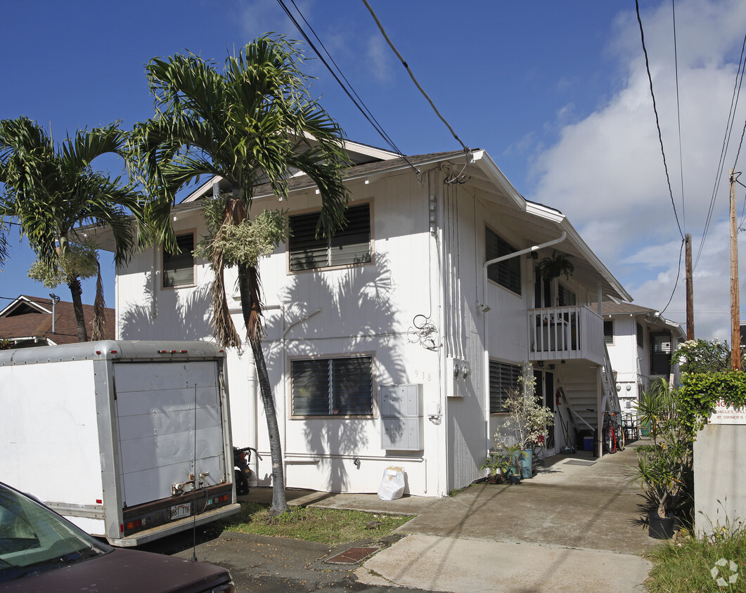 Building Photo - 918 Hausten St