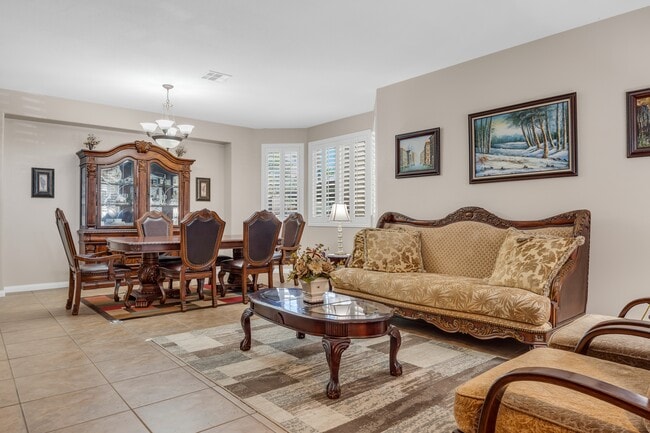 Building Photo - 3069 Regal Cove St
