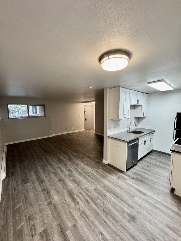 Foto del edificio - 2415 8th Ave N