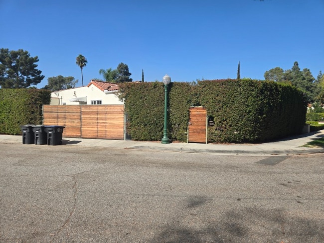 Building Photo - 705 Balboa Ave