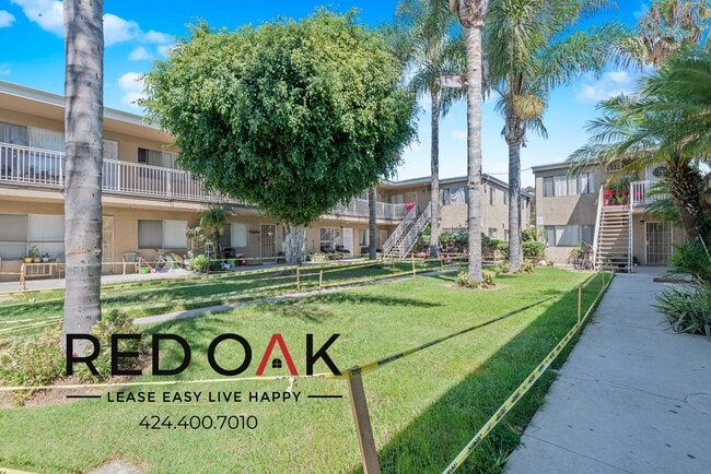 Foto del edificio - 9260 Palm St