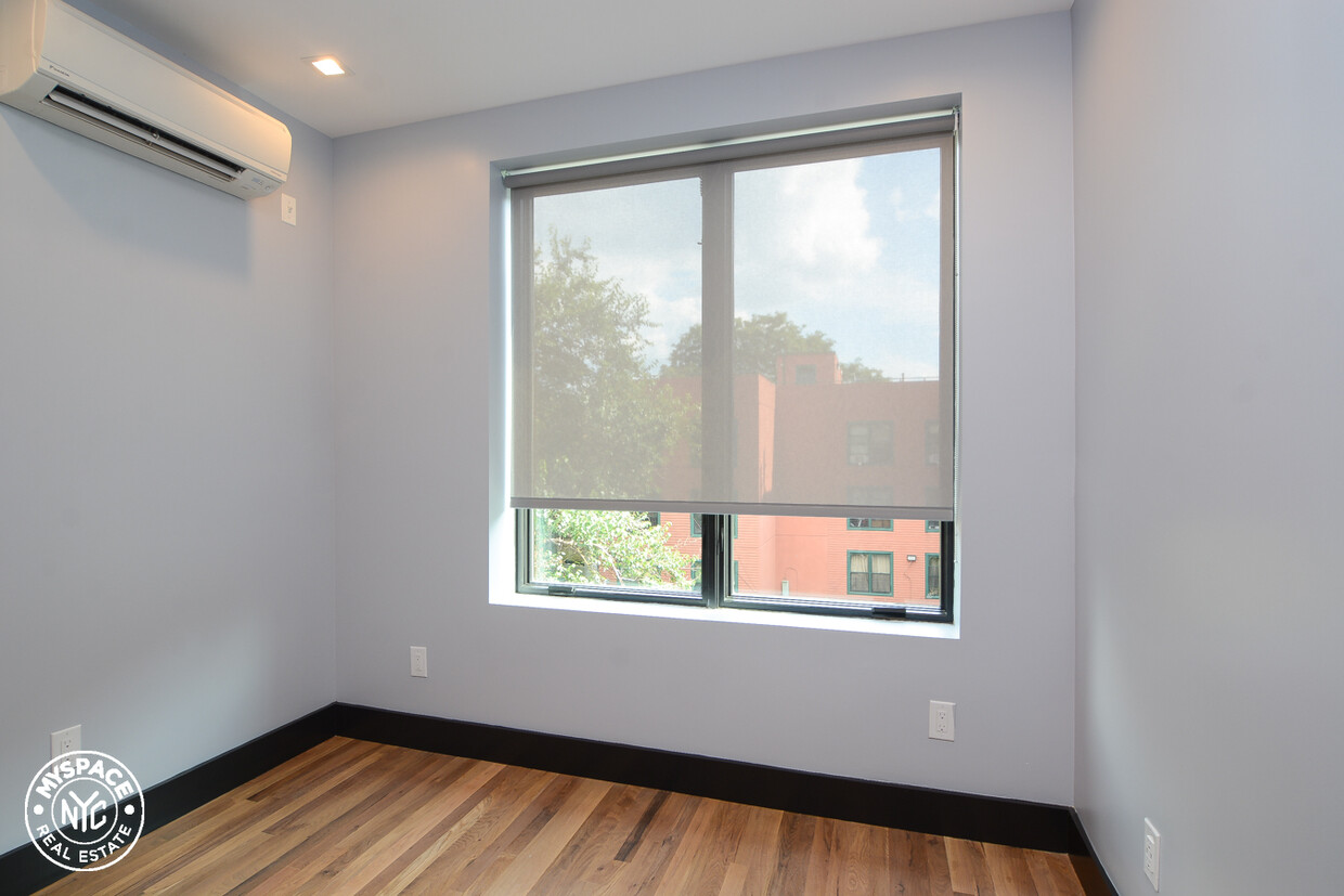 Foto del edificio - 3206 Glenwood Rd