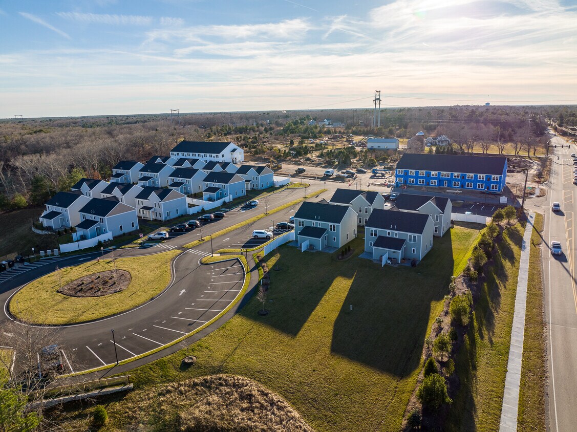Foto principal - 104 Carver Rd