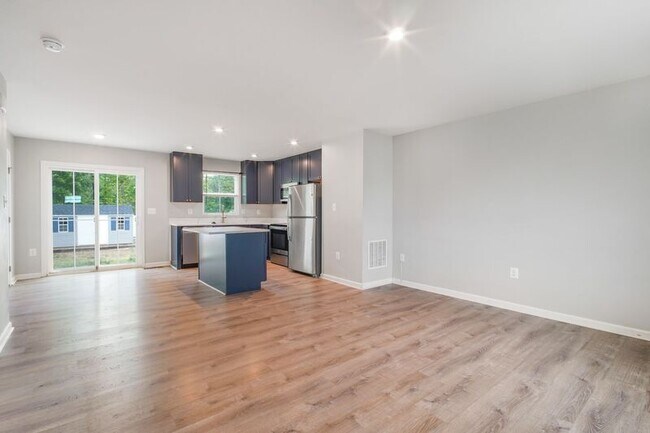 Foto del edificio - 128 Harper Ln