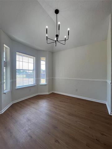 Foto del edificio - 310 Janis Ln