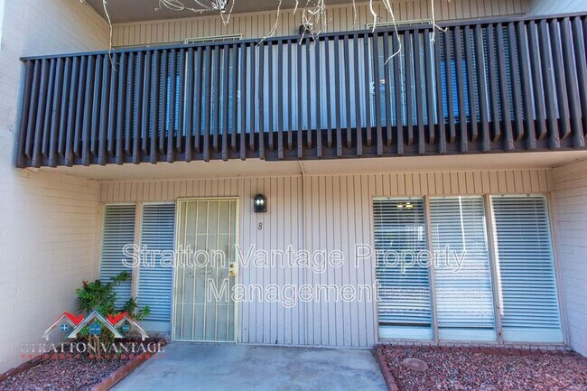 Building Photo - 1828 W Tuckey Ln