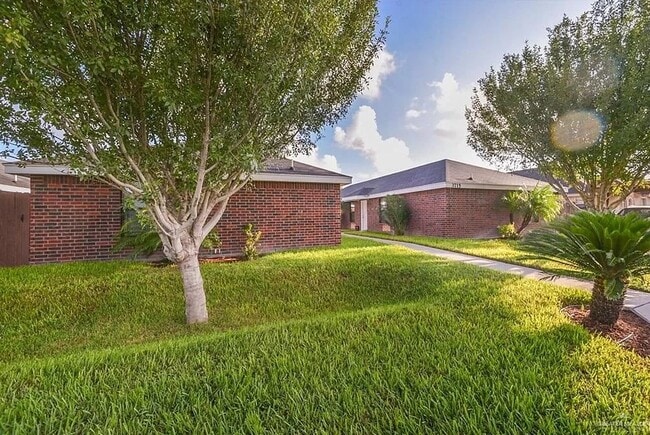Building Photo - 3719 Zelma St