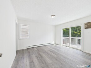 Building Photo - 25 Dewitt St
