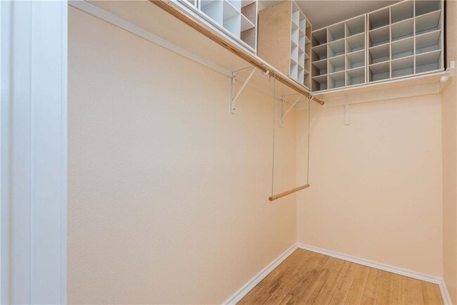 Building Photo - 1011 Catalpa St