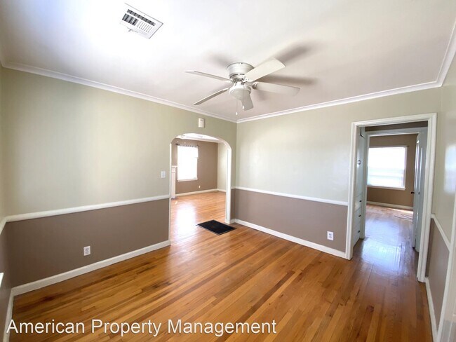 Building Photo - 2 br, 1 bath House - 3311 E 14th Street