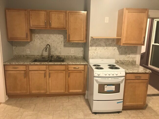 Foto del edificio - 107 Reservoir Ave