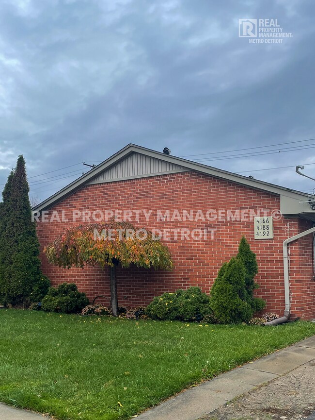 Foto del edificio - 4192 Drouillard St