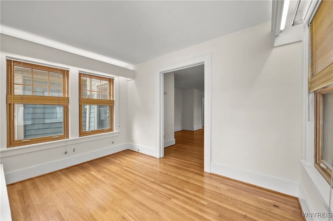 Building Photo - 179 Admiral Rd