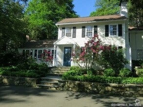 Building Photo - 191 W Norwalk Rd