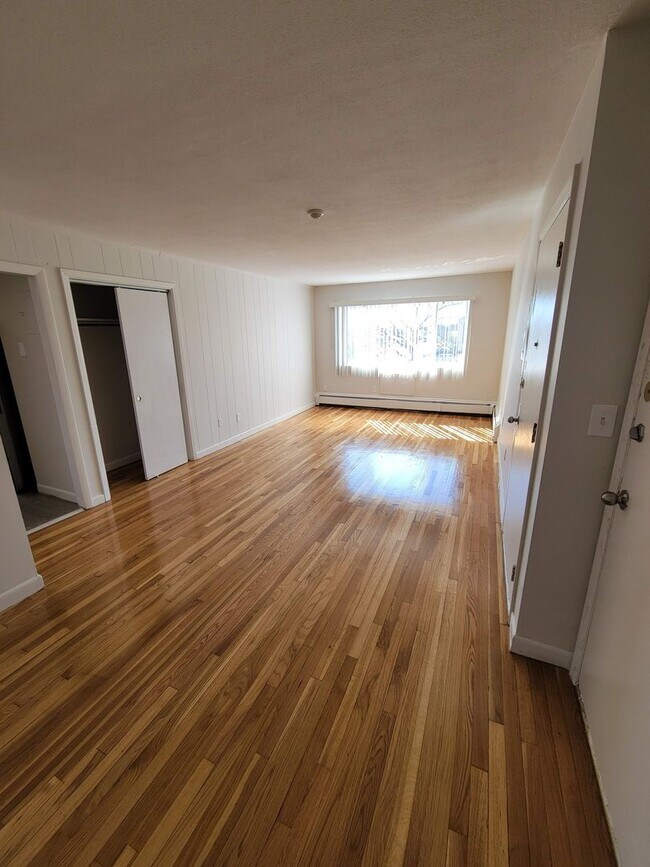 Foto del edificio - 731 River St