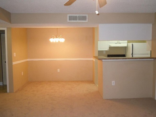 Foto del edificio - 2480 Cypress Pond Rd 906