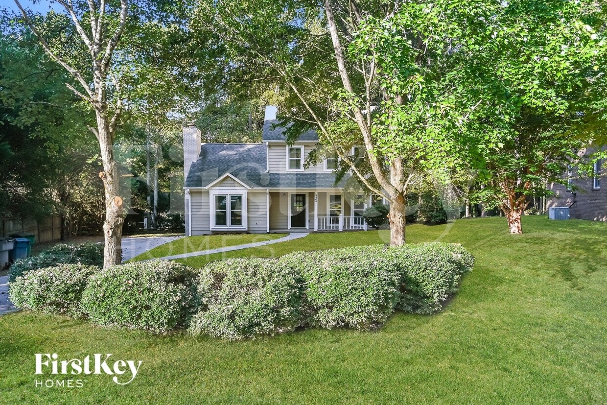 Foto principal - 8308 Lacewood Pl