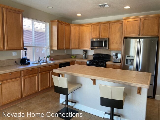 Building Photo - 3 br, 2 bath House - 2520 Country Falls Lane