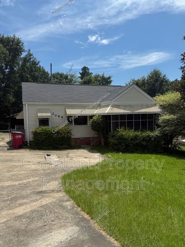 Foto principal - 3069 Somerset Dr