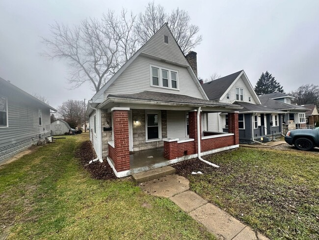 Building Photo - 1311 W 33rd St
