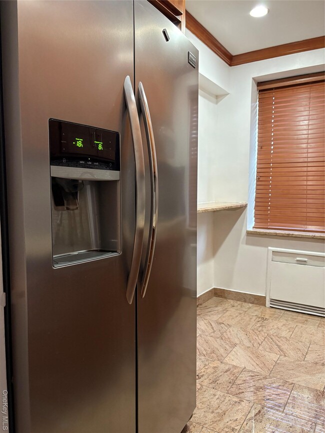 Building Photo - 73-11 Bell Blvd