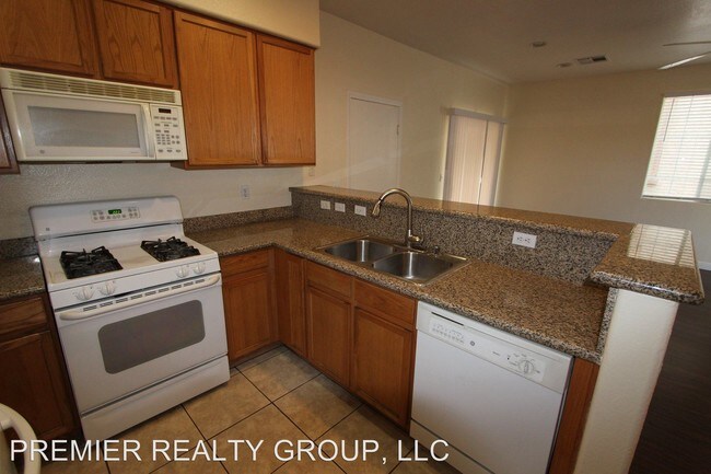 Building Photo - 9821 W Hanover Grove Ave