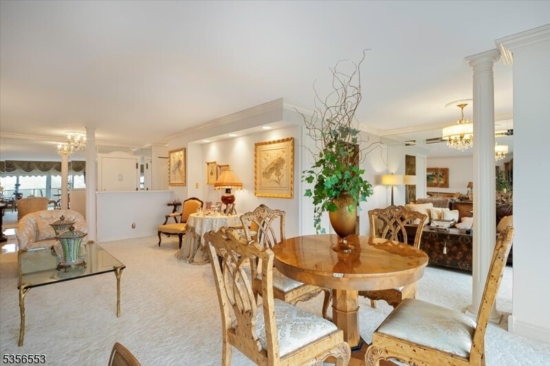Foto principal - 1 Claridge Dr