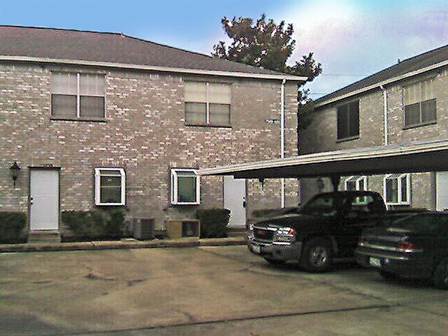 Building Photo - 7589 Cambridge St