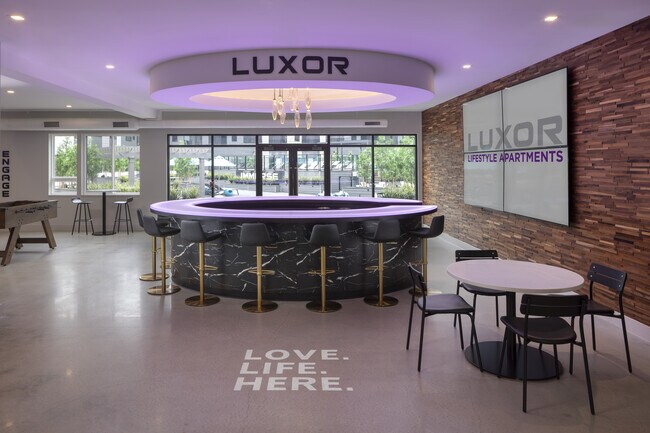 Foto del edificio - Luxor Lifestyle Apartments Fort Washington