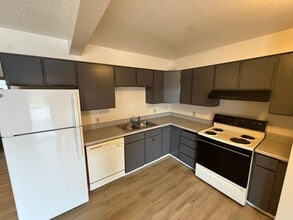 Building Photo - 3630 O'Malley Rd