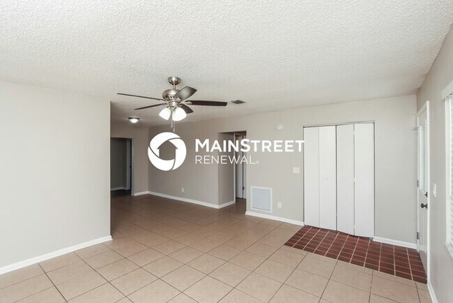 Foto del edificio - 3 Bedroom Pet-Friendly Home in Sebastian, ...