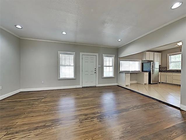 Foto del edificio - 441 Country Club Rd