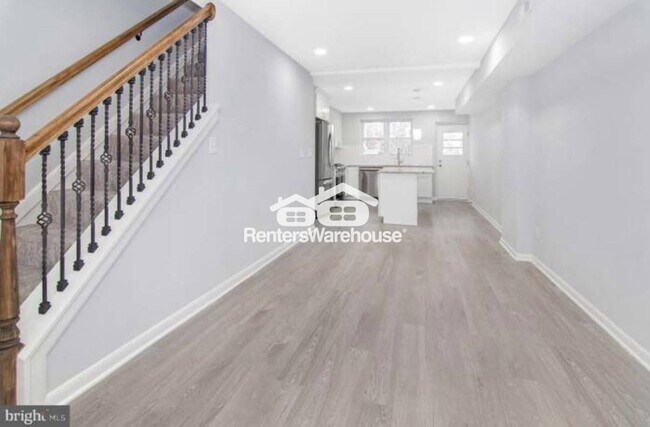 Foto del edificio - 3706 Claremont St