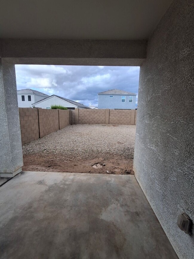 Building Photo - Free December Rent! 2023 built home, fully updated! No application fee! Schedule a showing today!