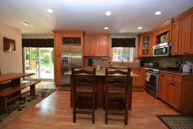 Kitchen - W331N4488 Emley Dr