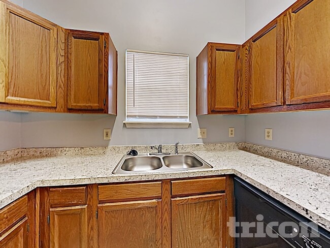 Foto del edificio - 225 Salusbury Ln