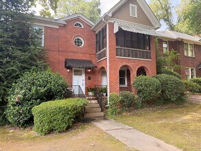 Building Photo - 1609-1609 Hollywood Dr