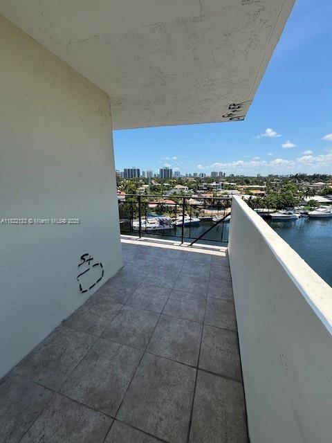 Foto del edificio - 401 Golden Isles Dr
