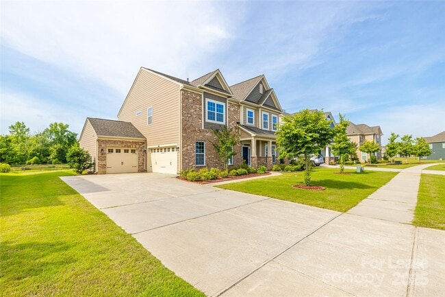 Building Photo - 2624 Snap Dragon Dr