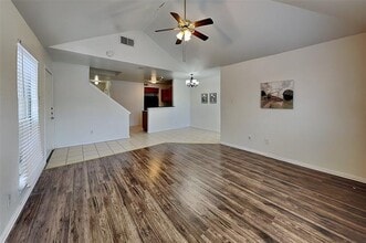 Building Photo - 905 Fairbanks Cir