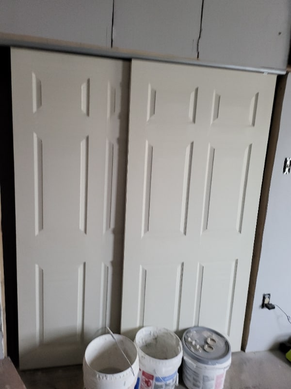 Photo - 643 N Peach St House