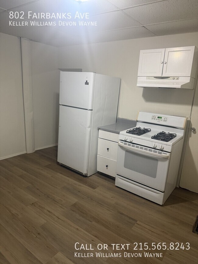 Foto del edificio - 802 Fairbanks Ave