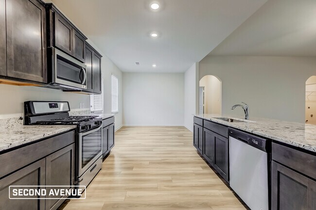 Foto del edificio - 1312 Woodwinds Dr