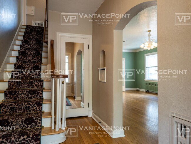 Foto del edificio - 1047 Kellogg St