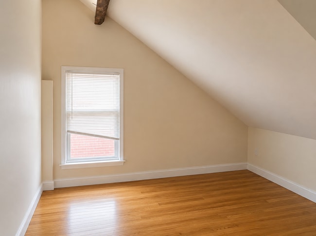 Building Photo - 66 Trenton St