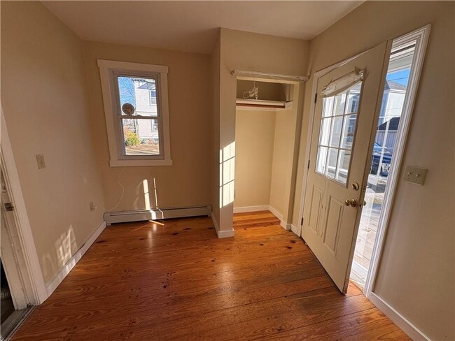 Foto del edificio - 31 Powel Ave