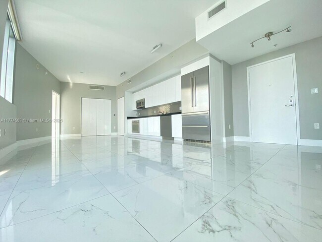 Foto del edificio - 92 SW 3rd St