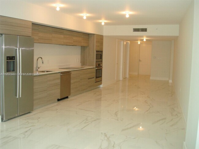 Building Photo - 6620 Indian Creek Dr