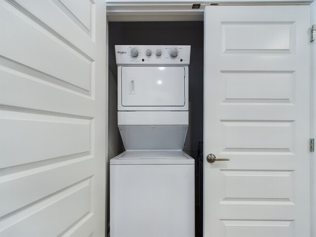 Washer & Dryer - Aurora St. Leon Apartments