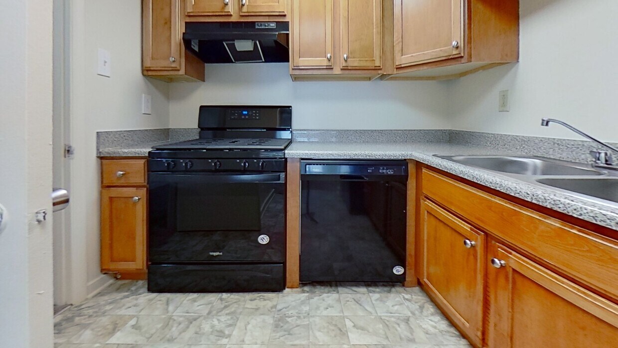 Photo - Chalfont Apartments